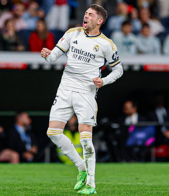 了悬念与精 了悬念与精