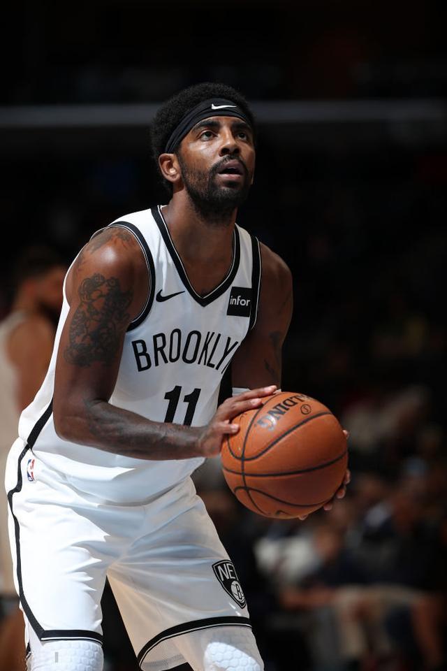 亞特蘭大鎖定拿波裏中場弗洛倫肖 斯卡馬卡重傷交易受阻.