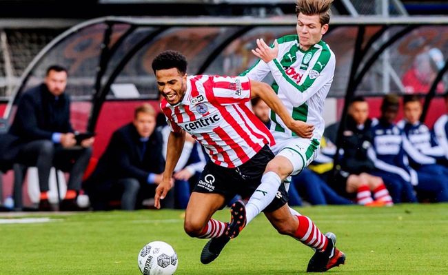 他创建了一 他创建了一