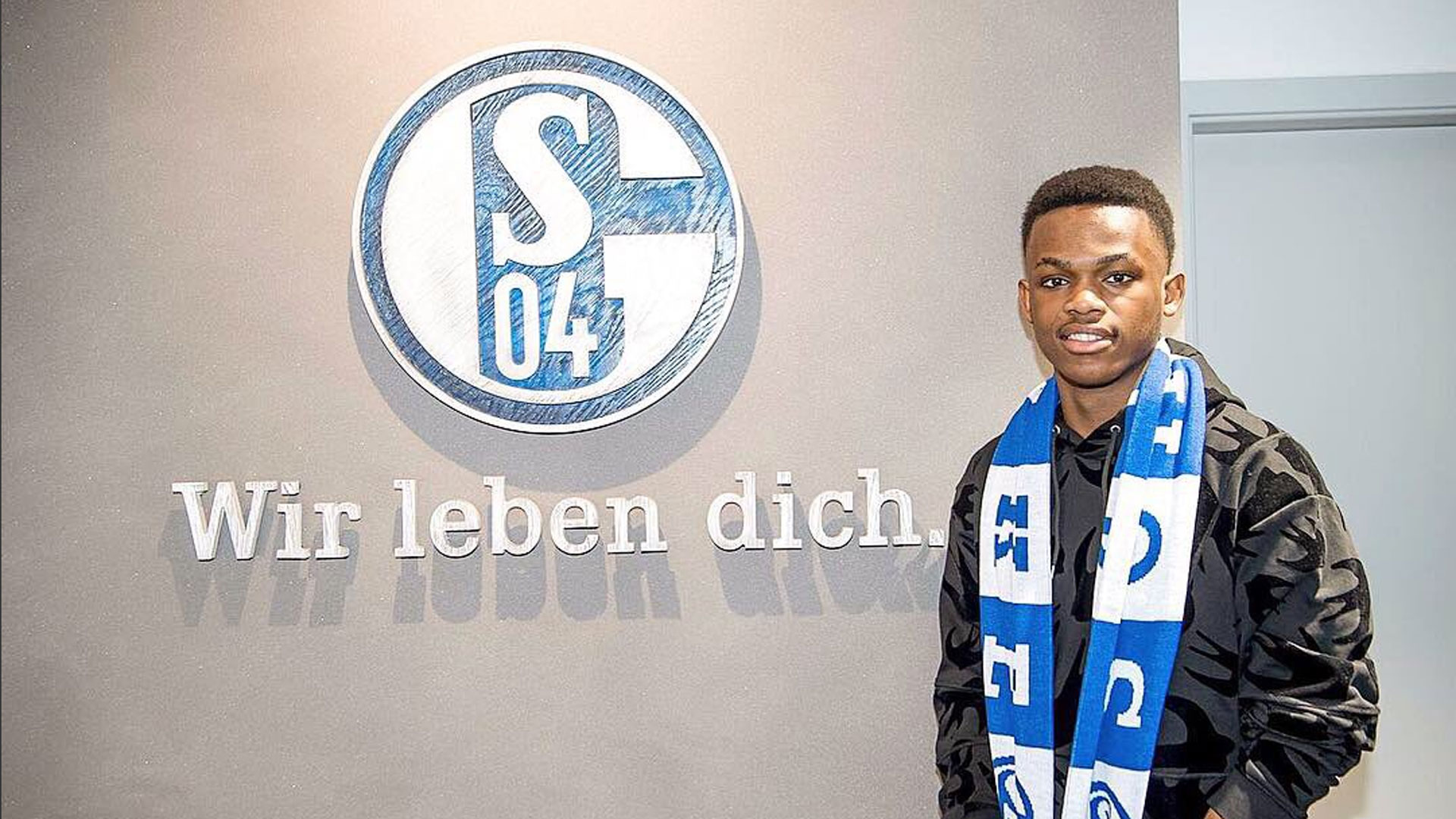 题和小标题 题和小标题